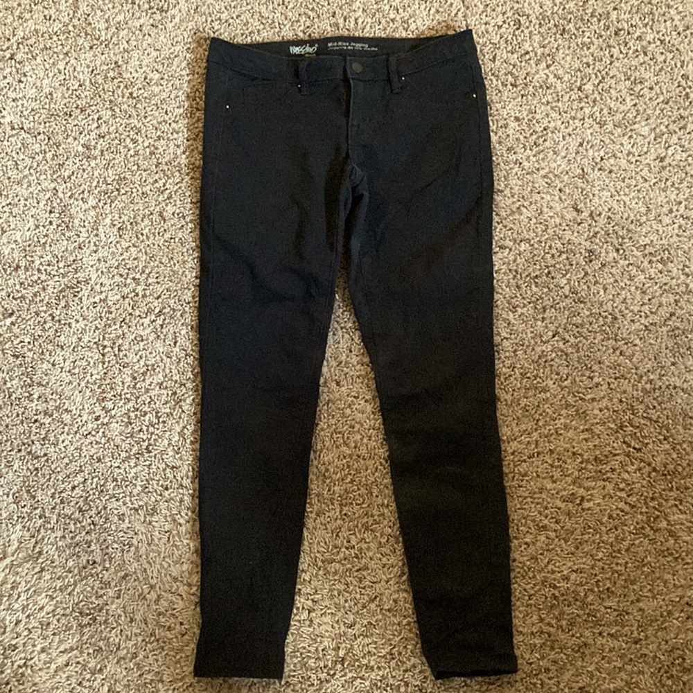 Black skinny jeans - size 2